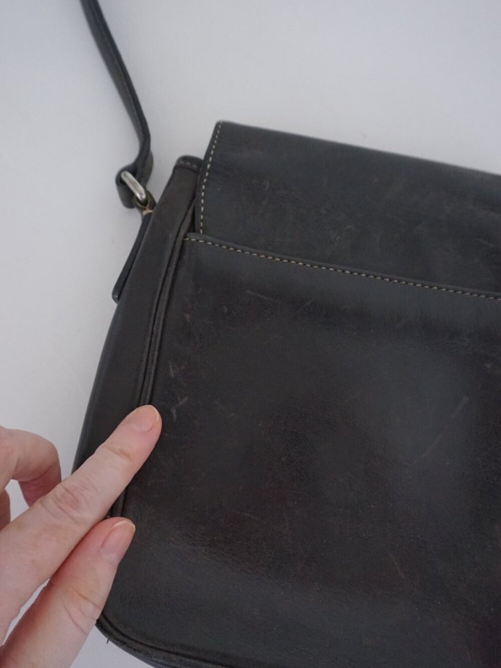 Vintage Coach 7775 Black Leather Buckle Flap Crossbody Structured Shoulder Bag - Picture 10 of 16